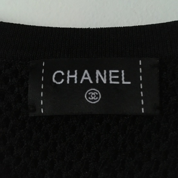 Genuine CHANEL Black Peplum Sweater S/M - Picture 5 of 6